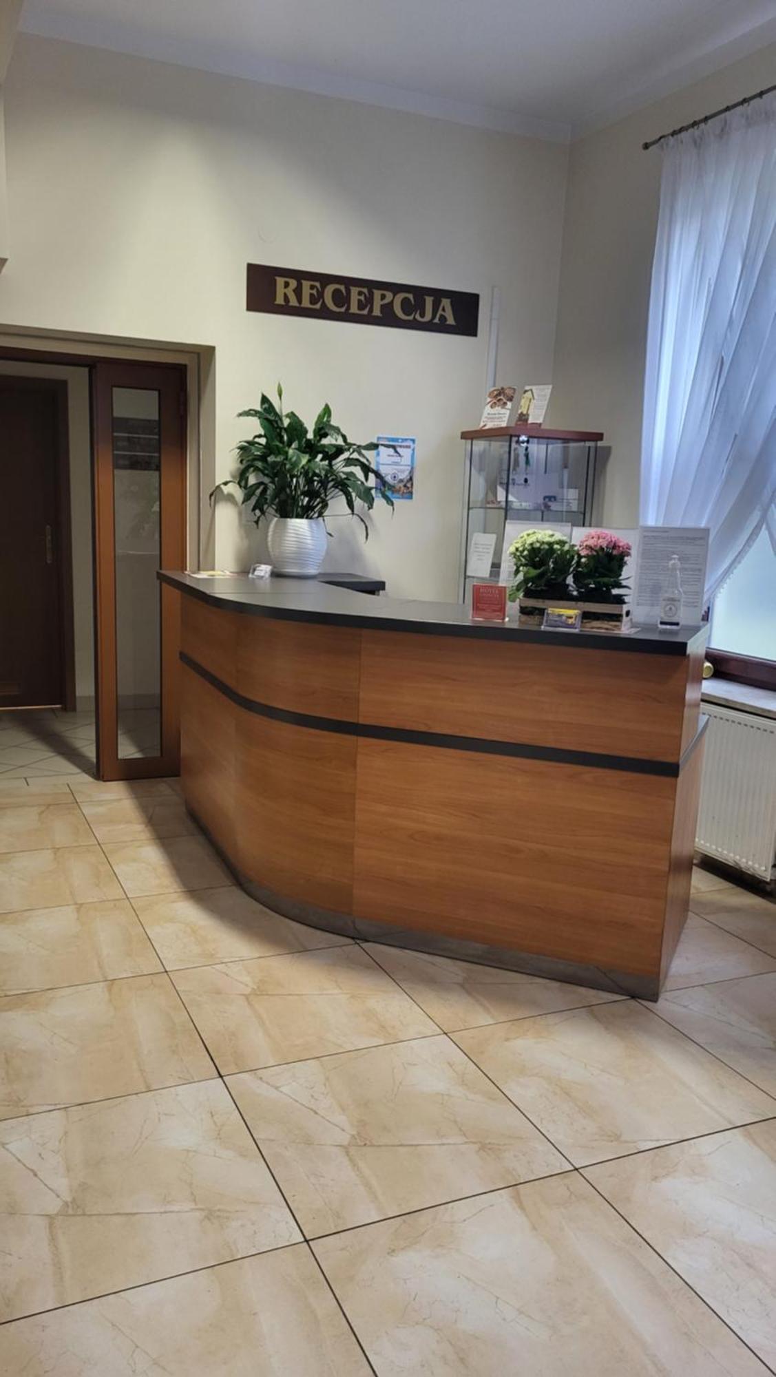 Hotel Chancza Spa & Restauracja Rakow  Exteriör bild